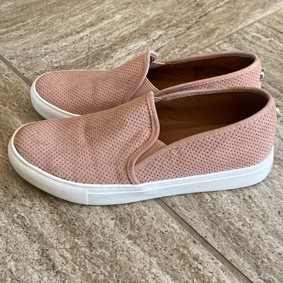 Steve Madden Zarray slip on sneakers - Picture 2 of 6